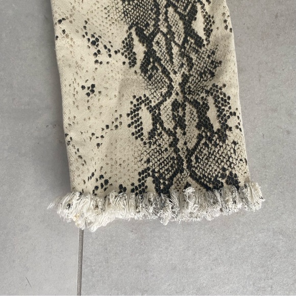 LIONESS PANTS - Picture 9 of 11